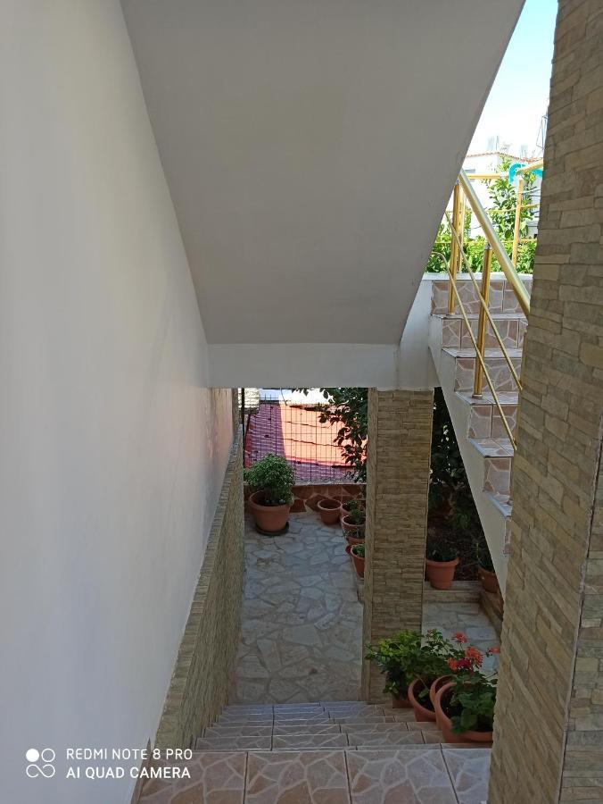 Hotel Bella Vista Himarë Exterior foto