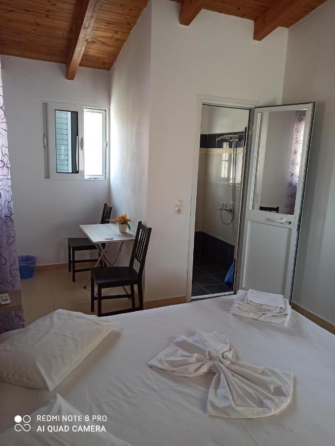 Hotel Bella Vista Himarë Habitación foto
