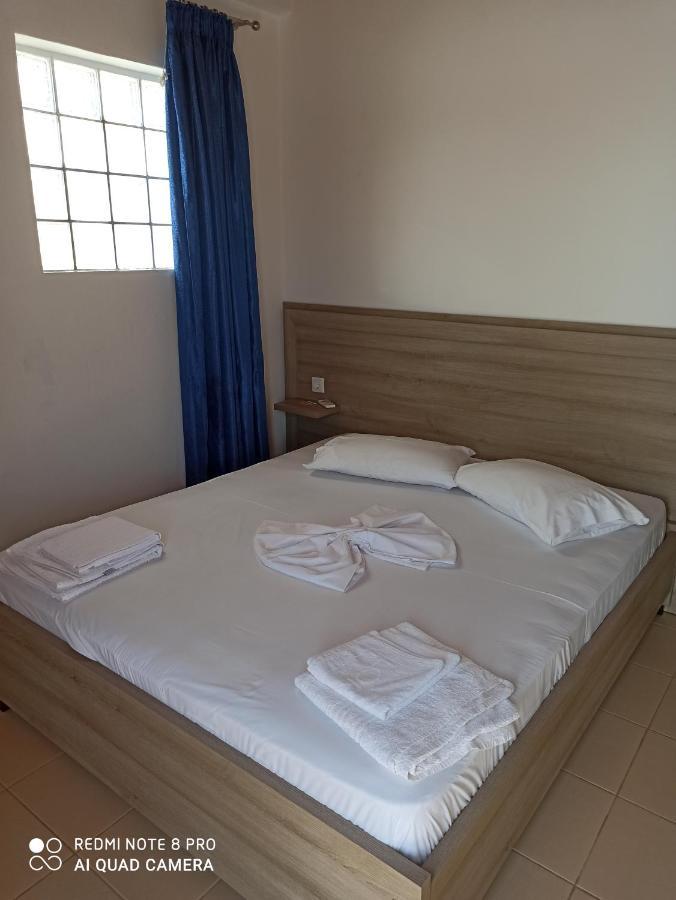 Hotel Bella Vista Himarë Habitación foto