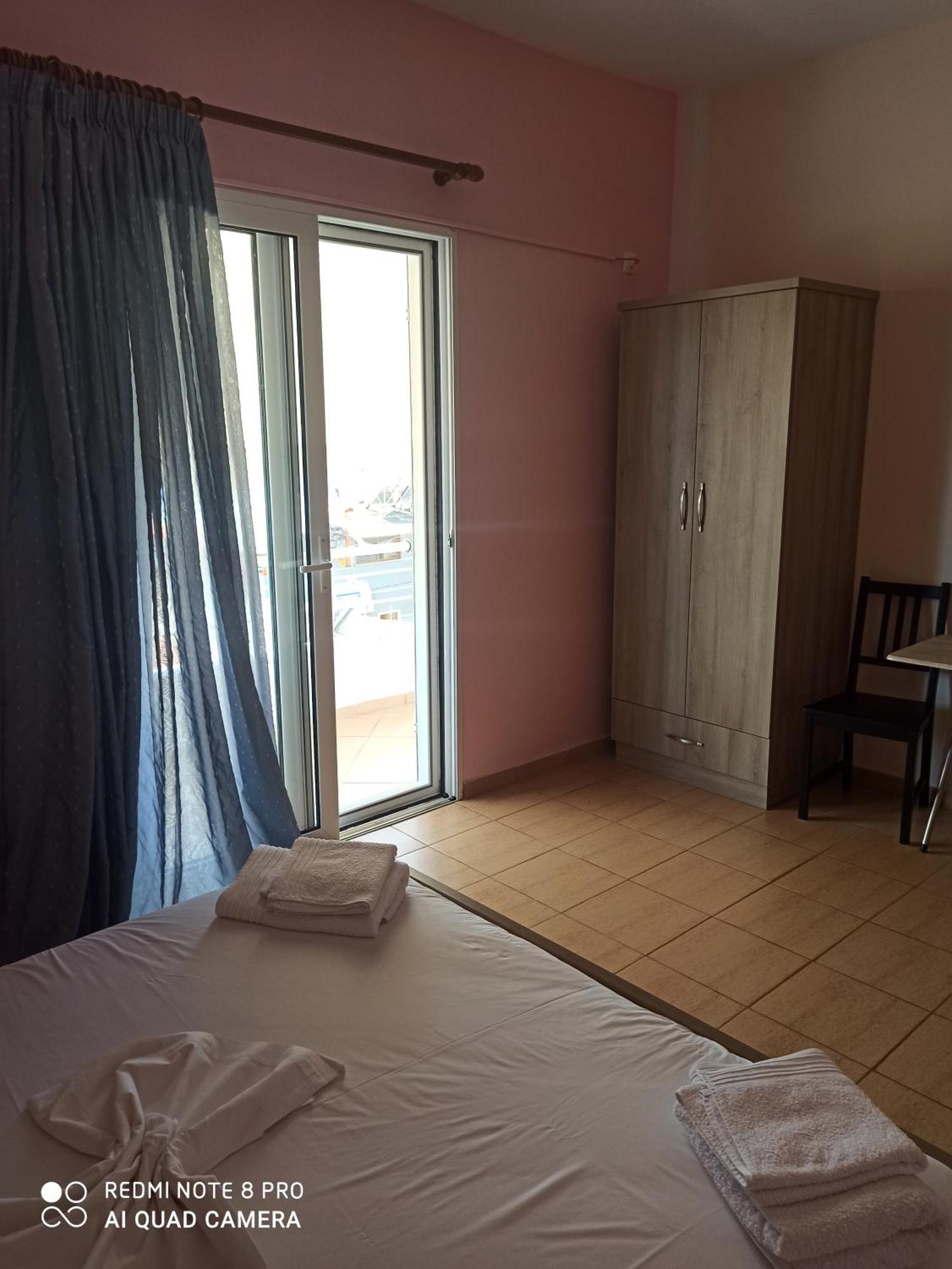 Hotel Bella Vista Himarë Habitación foto